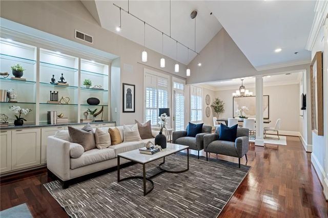 77 Peachtree Place NE Unit 606, Atlanta GA — condo sold by Meg Councilman